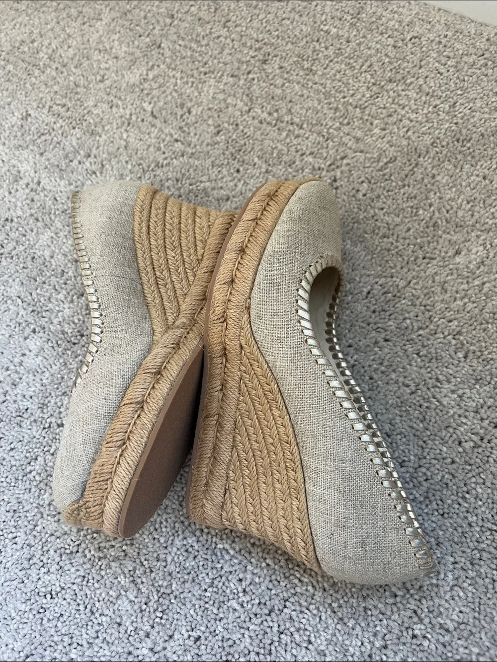 Jack Rogers Palmer toe closed Neutral Linen Espadrille Wedge Pumps - Women's 6.5